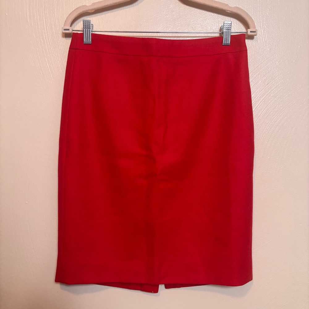 J. Crew Women’s Skirt 100% Wool Lined Back Slit Back‎ Zipper Red Size 6 Petite